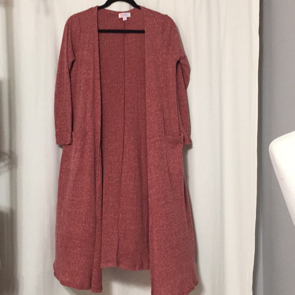 S reddish ribbed LuLaRoe Sarah